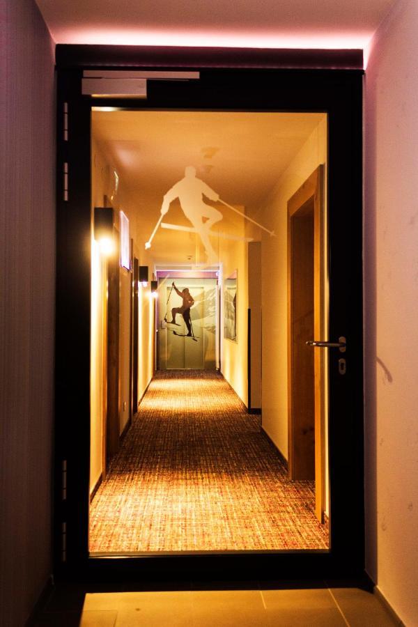 Hotel Kristall Obertauern Kültér fotó